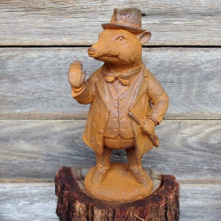 Cast Iron Wind In The Willows Characters Fox Rabbit Mole Rusty Garden ...